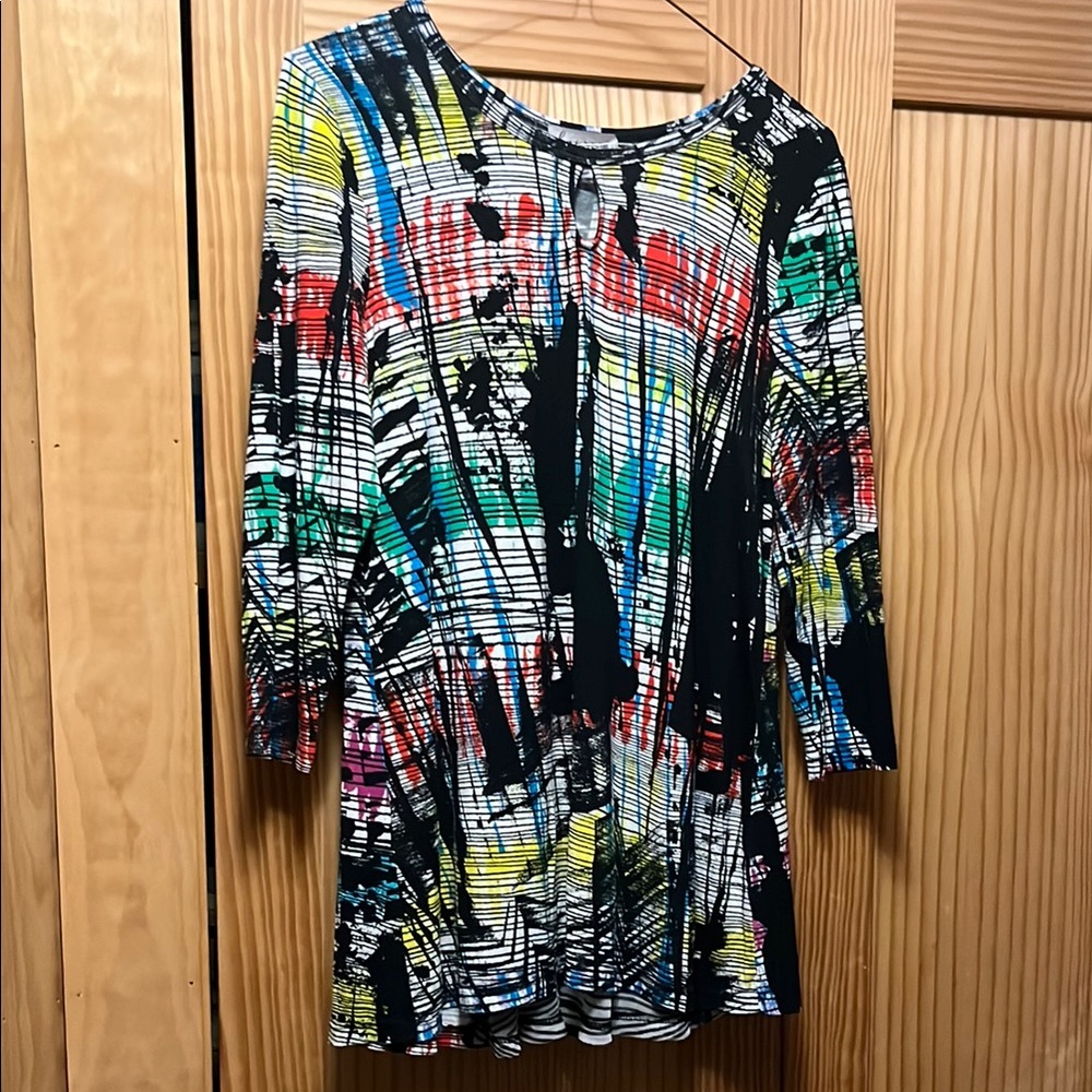 🍒 🍒 Colorful Striped Long Sleeve Top with awesome detail on back